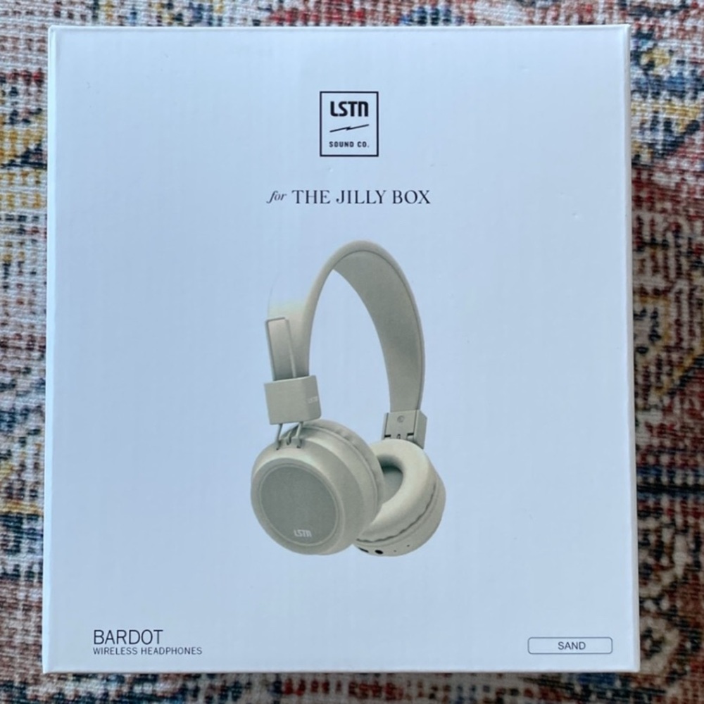 Jilly box LSTN headphones